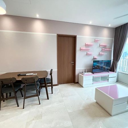 Sky Suites Klcc By Pnut Kuala Lumpur Exterior photo
