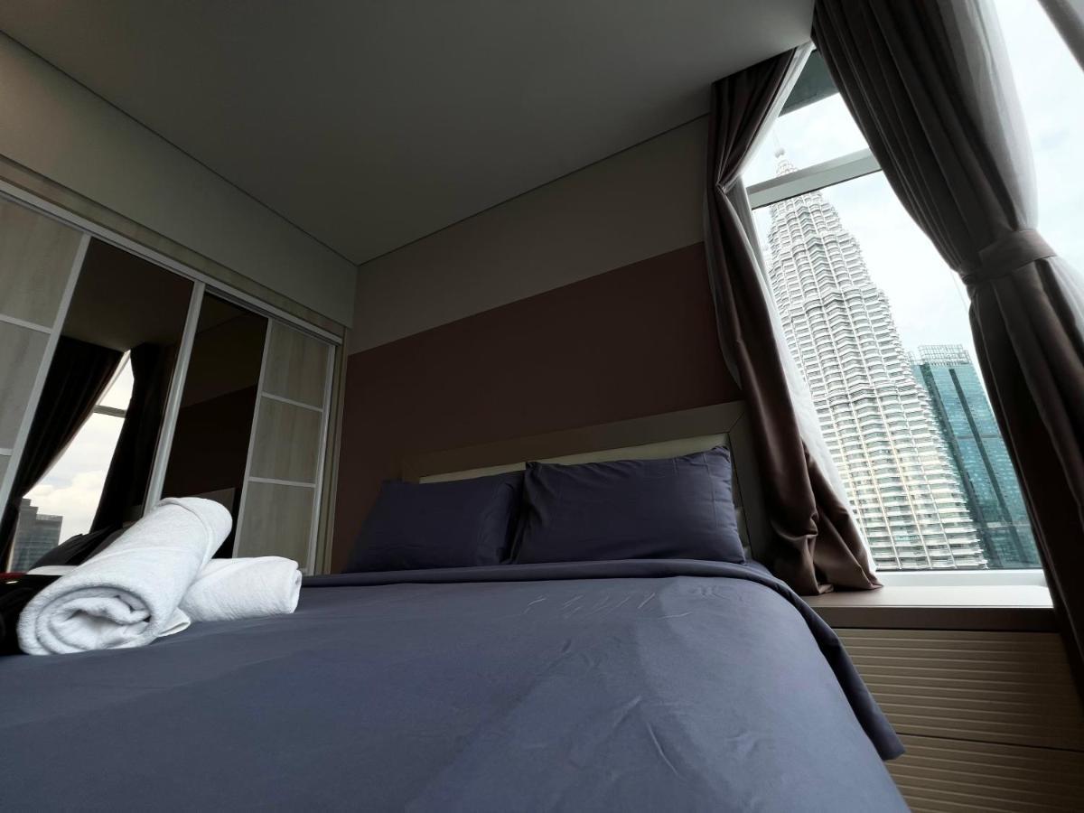 Sky Suites Klcc By Pnut Kuala Lumpur Exterior photo
